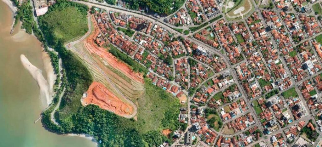 Aerofotogrametria Aerofotogrametria para visualização de cidade por geomapeamento para acompanhamento de planejamento urbano.